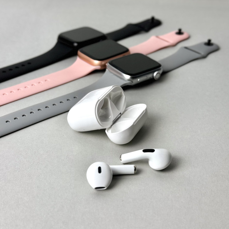 Комплект Infinity - Smart Watch 8 / Навушники Pro 4 / 2 ремінці (Рожевий)