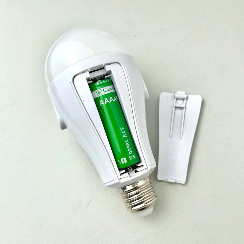 Світлодіодна лампа LED FAT-3920 E27 20W з 2 акумуляторами